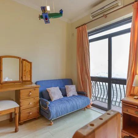 Charming 3br Townhouse With Terraces In By 360 Estates Prázdninový dům Balzan