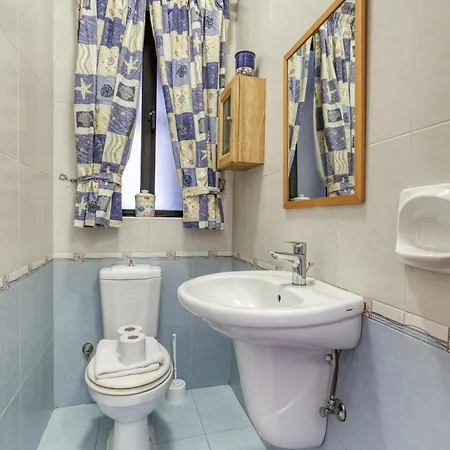 Prázdninový dům Charming 3br Townhouse With Terraces In By 360 Estates