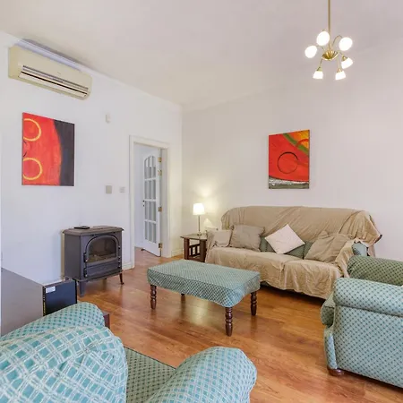 Charming 3br Townhouse With Terraces In By 360 Estates *