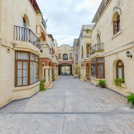 Charming 3br Townhouse With Terraces In By 360 Estates *