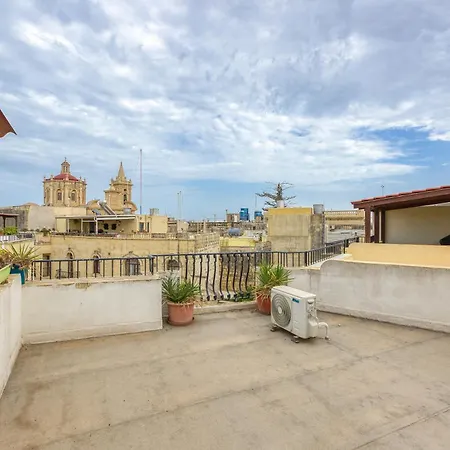 Case de vacanță Charming 3br Townhouse With Terraces In By 360 Estates