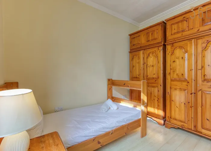 Charming 3br Townhouse With Terraces In By 360 Estates Casa vacanze *