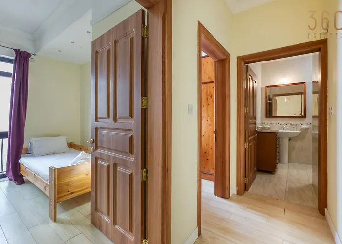 Charming 3br Townhouse With Terraces In By 360 Estates Casa vacanze Balzan