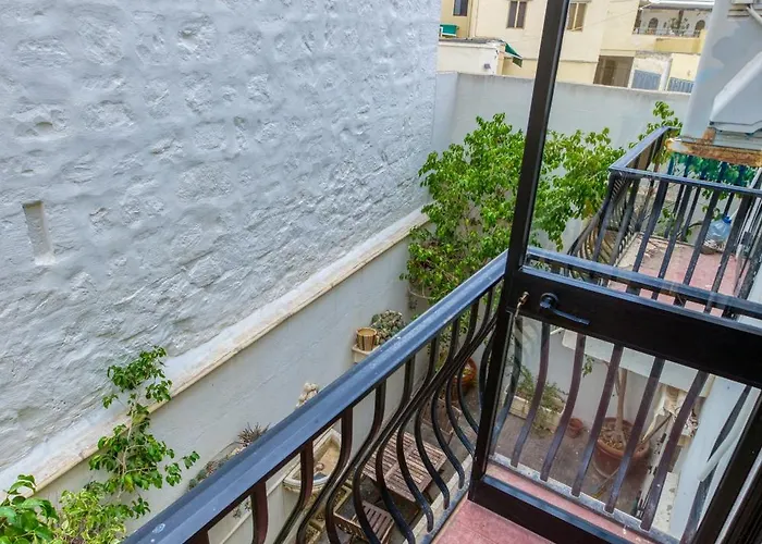 Charming 3br Townhouse With Terraces In By 360 Estates Casa vacanze