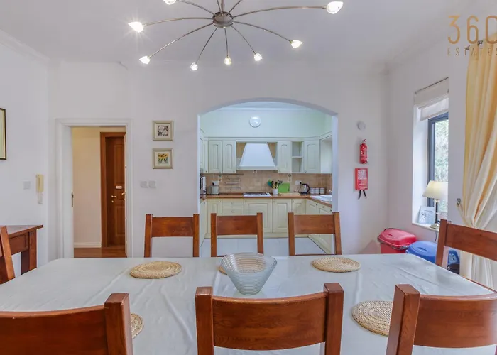 Charming 3br Townhouse With Terraces In By 360 Estates Casa vacanze Balzan