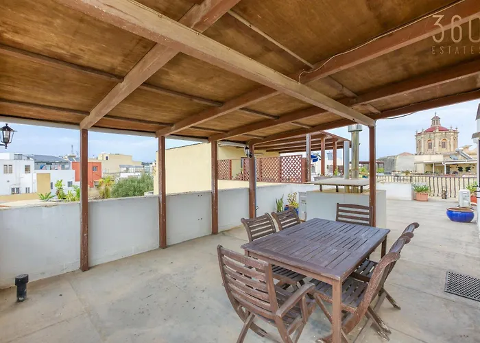 Casa vacanze Charming 3br Townhouse With Terraces In By 360 Estates